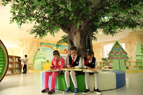 少年儿童图书馆绘本馆内景.JPG 少年儿童图书馆绘本馆内景.JPG
